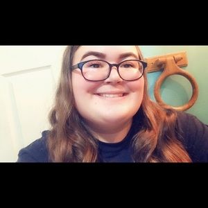 Meet your Posher, Ashlee